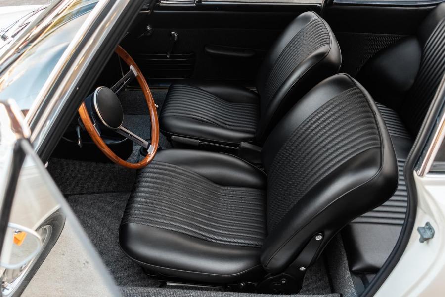 Интерьер BMW Glas 1600 GT 1968 года  (фото 57 из 155)